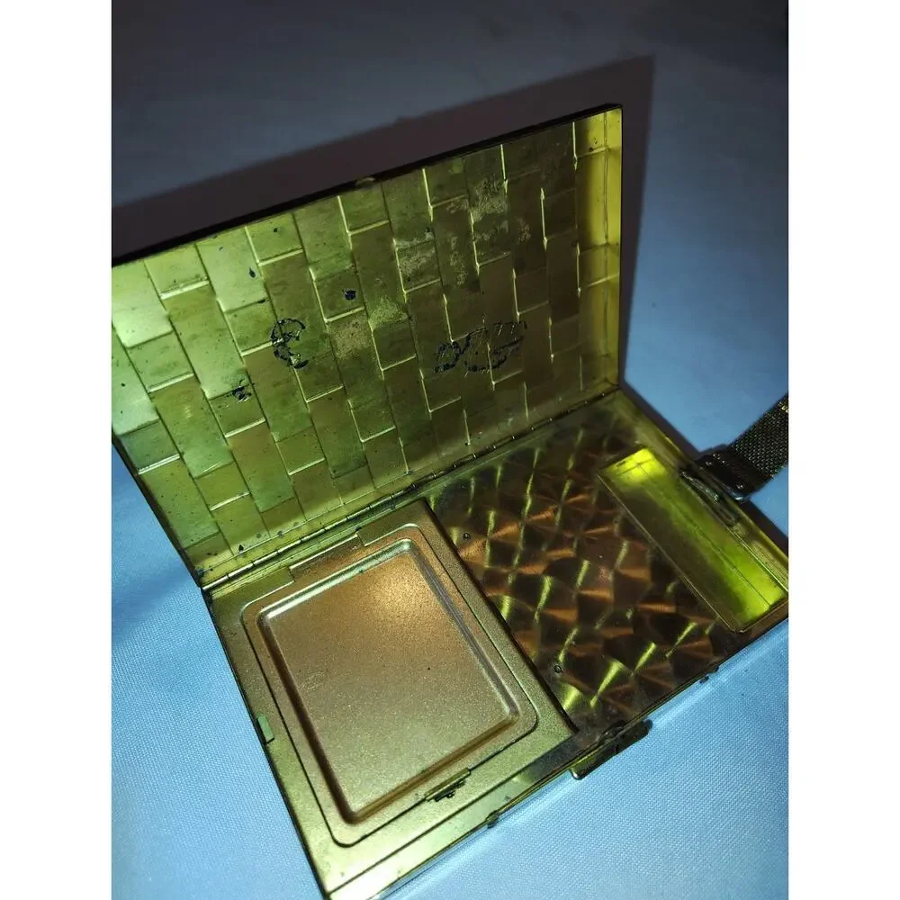 Vintage 1950’s Gold Tone Metal Basketweave Mesh Clutch/Evening Bag- Art Deco